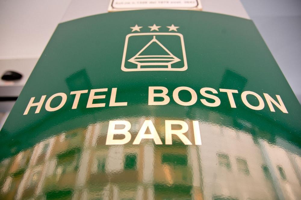 Hotel Boston